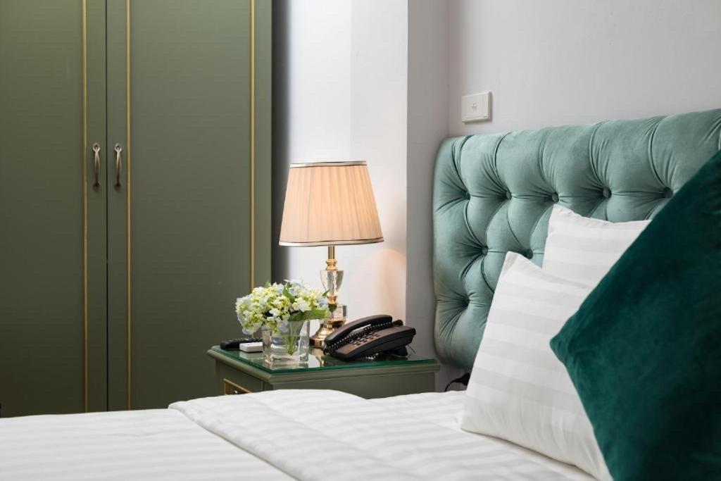 Gatsby Central Hotel Hanoi Bagian luar foto