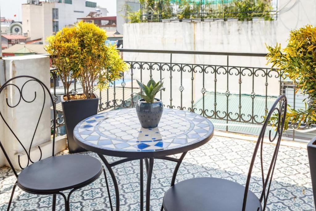 Gatsby Central Hotel Hanoi Bagian luar foto