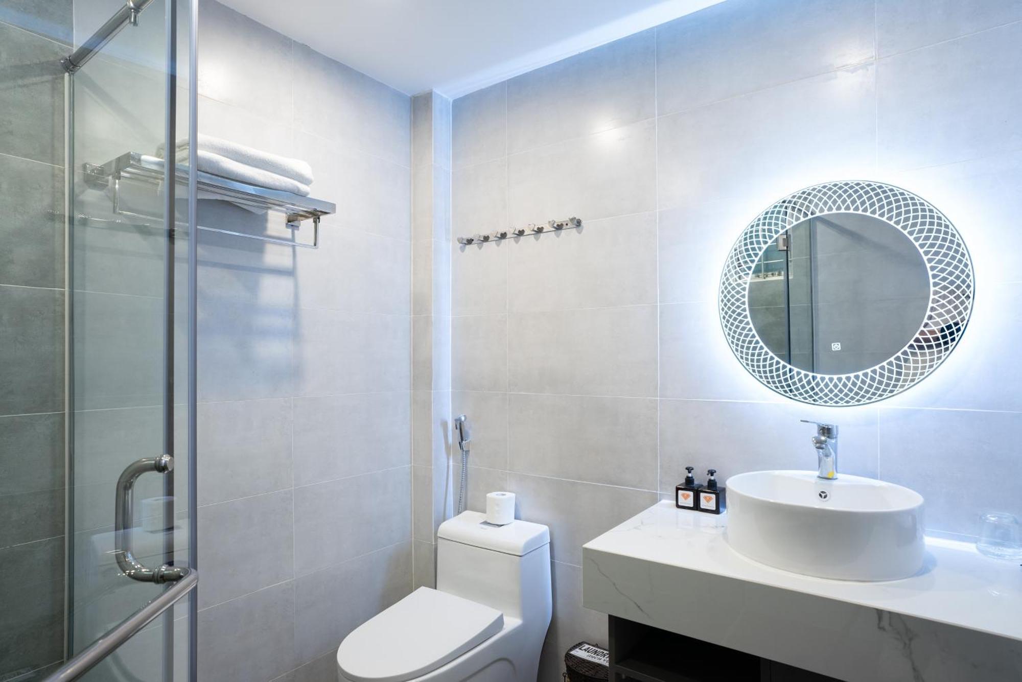 Gatsby Central Hotel Hanoi Bagian luar foto